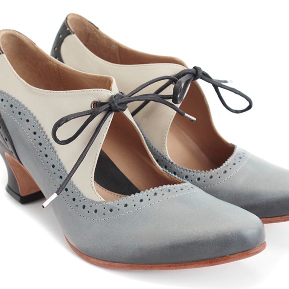 John Fleuvog Wonder Lyra BROGUED LACE-UP PUMP - Picture 2 of 14